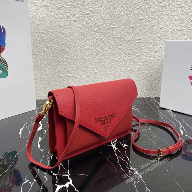 prada女包 普拉達新款女士斜挎包 1BP020 Prada單肩小包 Saffiano皮 Prada翻蓋包  pyd2366
